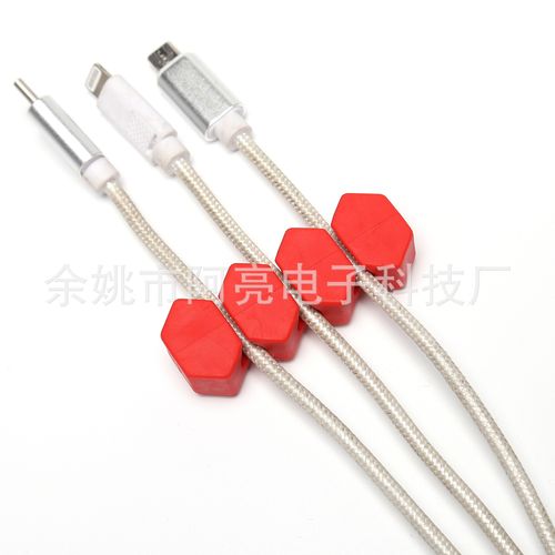 工厂新款电脑周边礼品 手机配件固定座 塑料电源线扣 量大可优惠